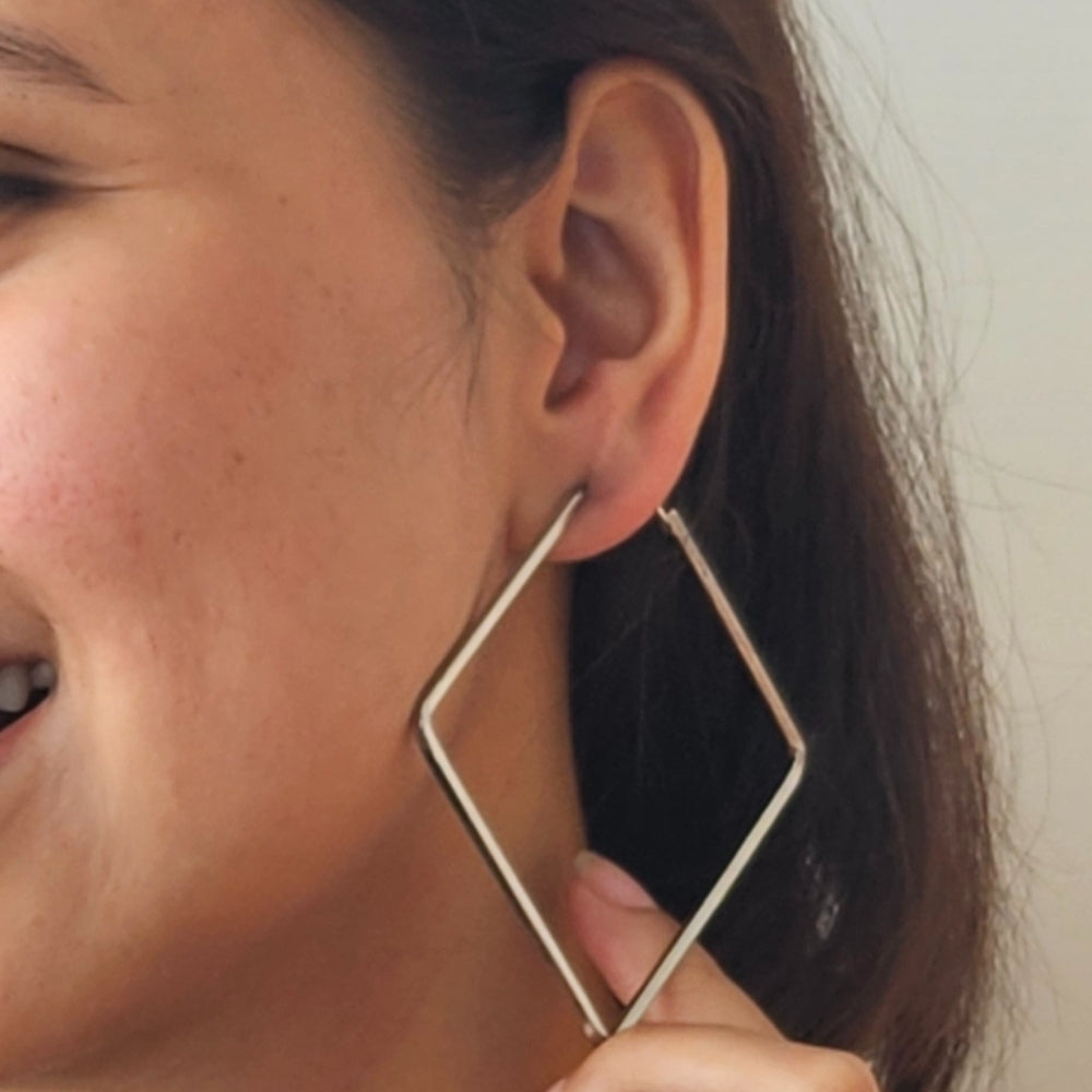 Minimalist Square Hoop Earrings - Modern Geometric Jewelry