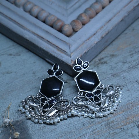 Handcrafted Oxidized Black Stone Earrings with Pearl Detailing